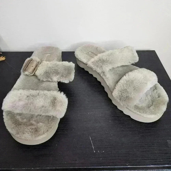 Koolaburra UGG Buckle Slide Sandals Furr-ah Amphora Size 9 UGGS Slippers - Picture 1 of 6